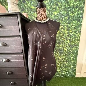 Elegant Black Sleeveless Top p82